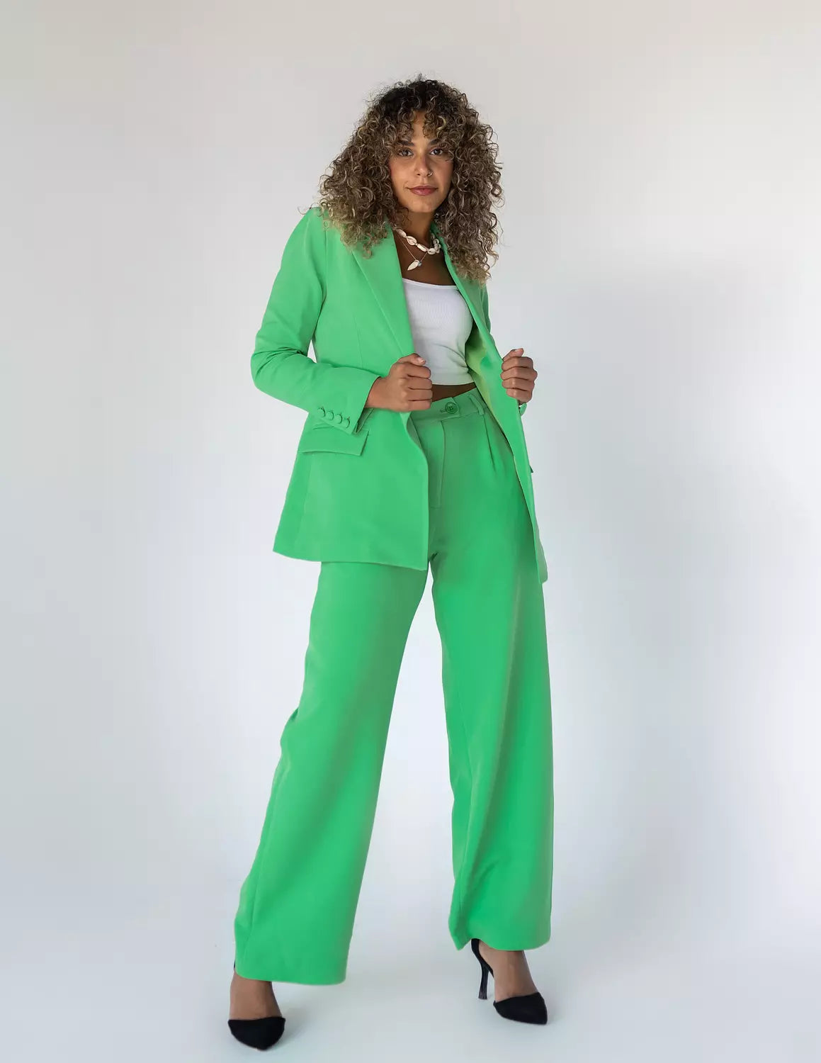 Emerald Wide-Leg Straight Mid Pants