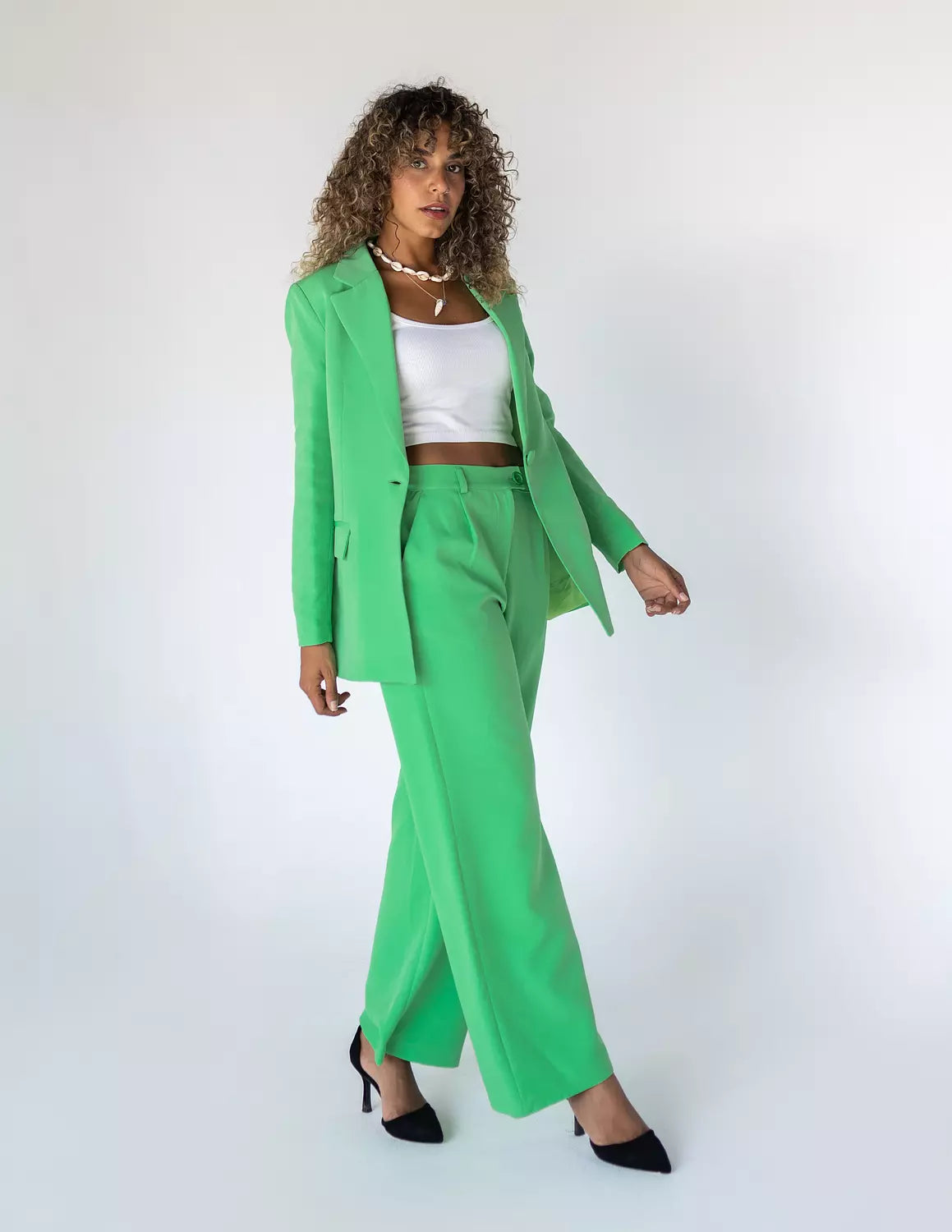 Emerald Wide-Leg Straight Mid Pants
