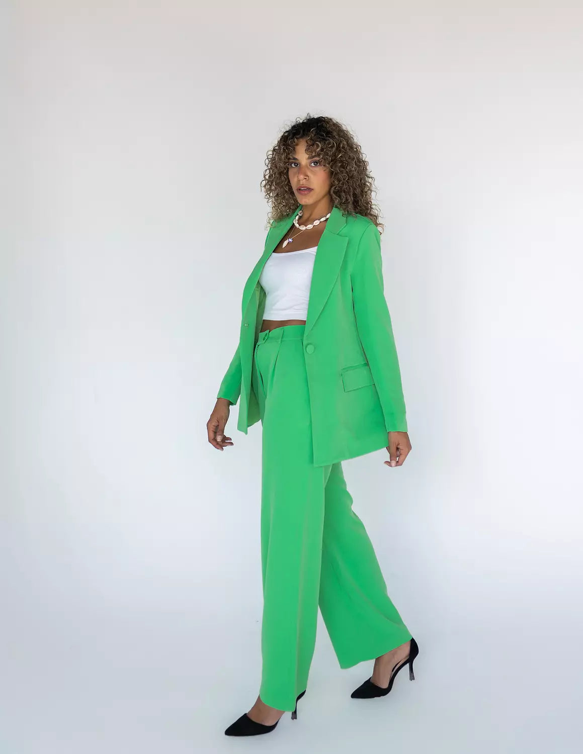 Emerald Wide-Leg Straight Mid Pants