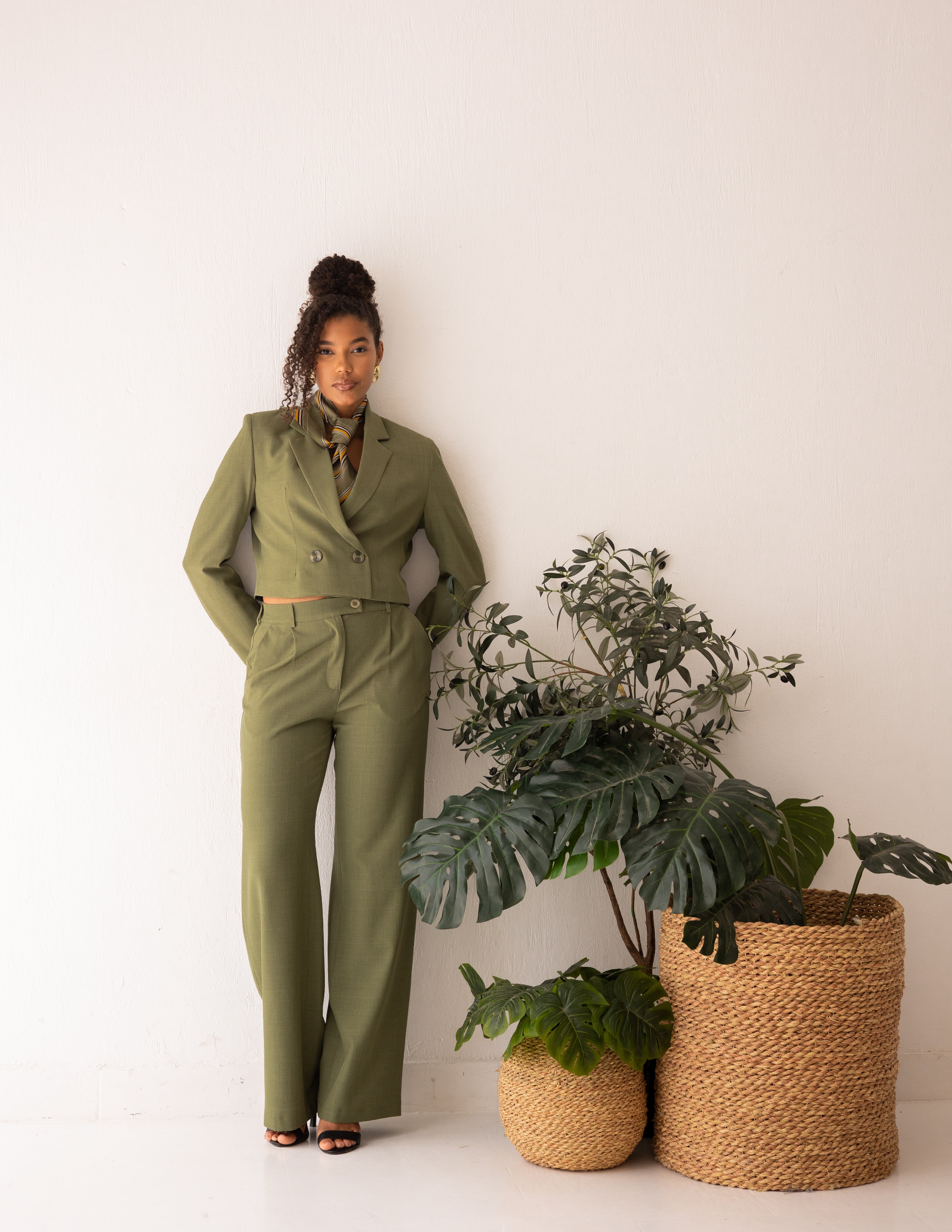 Olive Glamour Cropped Blazer