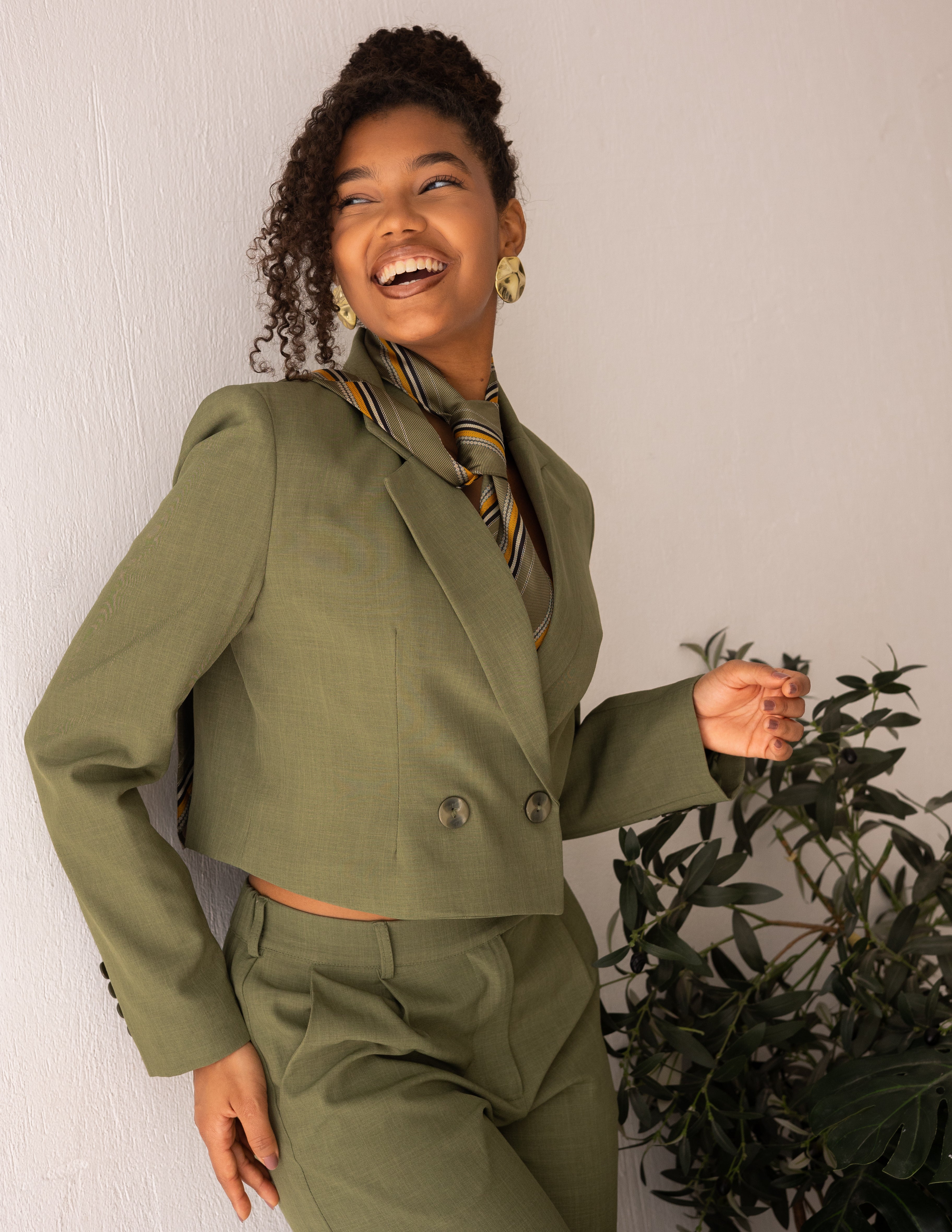 Olive Glamour Cropped Blazer