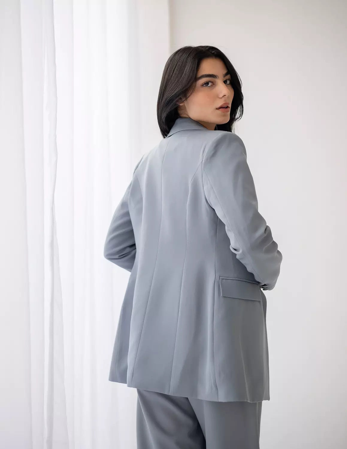 سترة رمادية 